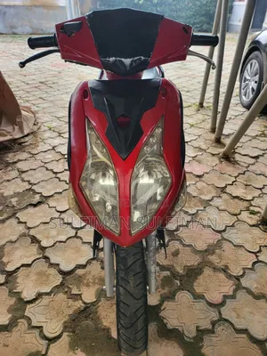 Hyosung 2012 Scooter