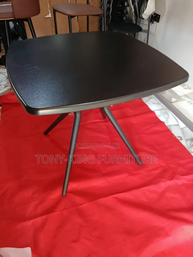 Modern Baki Square Restaurant Table - 1