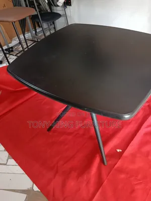 Modern Baki Square Restaurant Table