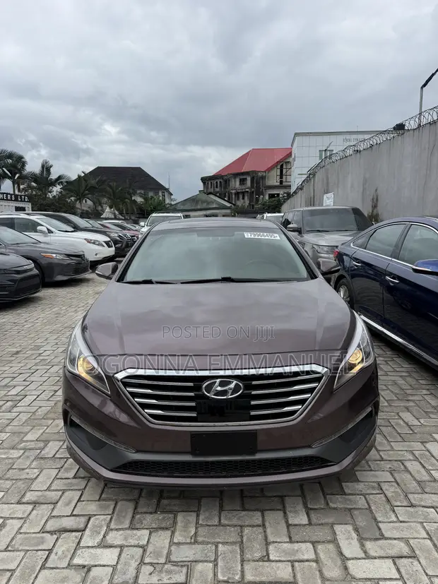Hyundai Sonata Limited Sedan FWD Brown 2017 - 1