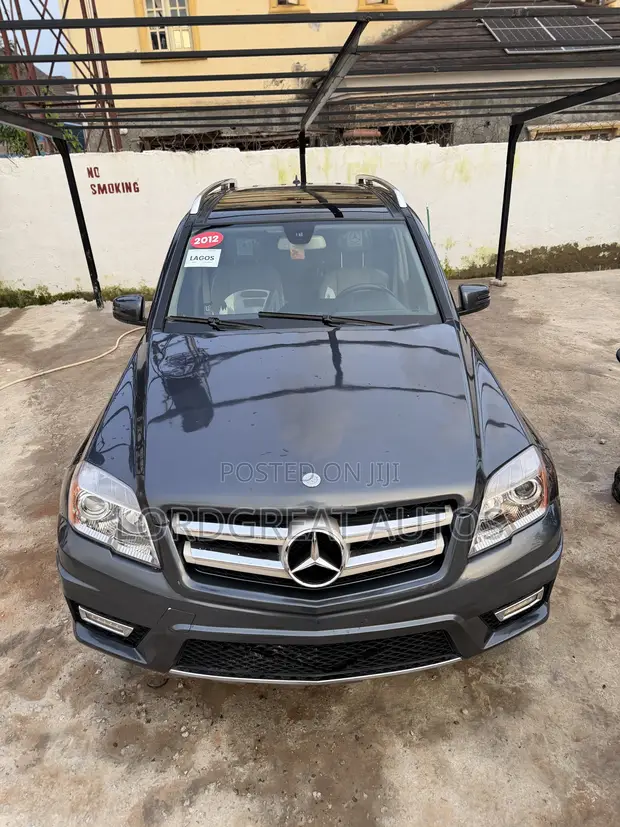 2012 Mercedes-Benz GLK 350 4MATIC SUV - 1