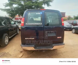 GMC Savana 2014 Shuɗi