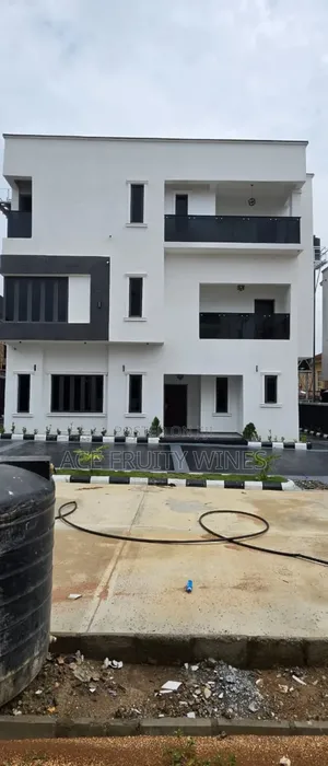 8-Bedroom Mansion for Sale in Lugbe District, Abuja