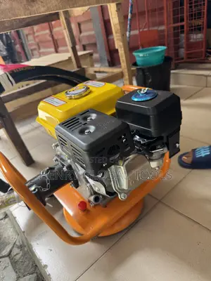 Honda 5.0HP Petrol Concrete Vibrator with Flexible Shaft