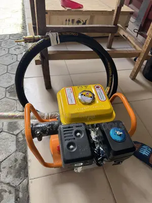 Honda 5.0HP Petrol Concrete Vibrator with Flexible Shaft