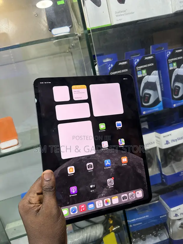 Apple iPad Pro 13" (2024) 1TB Black - 1