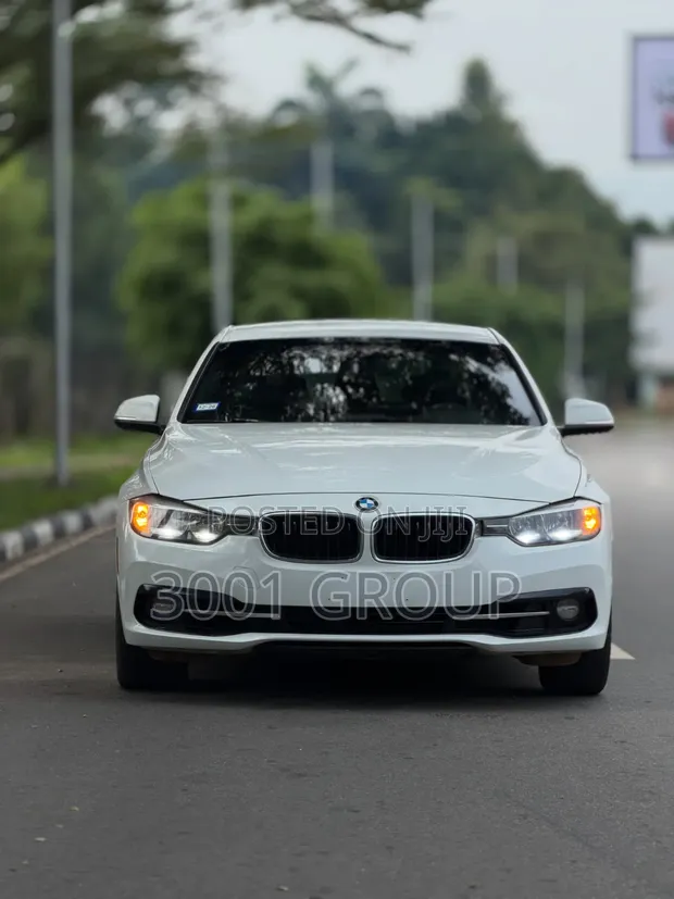 BMW 330i 2017 White - 1