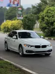 BMW 330i 2017 White - 3