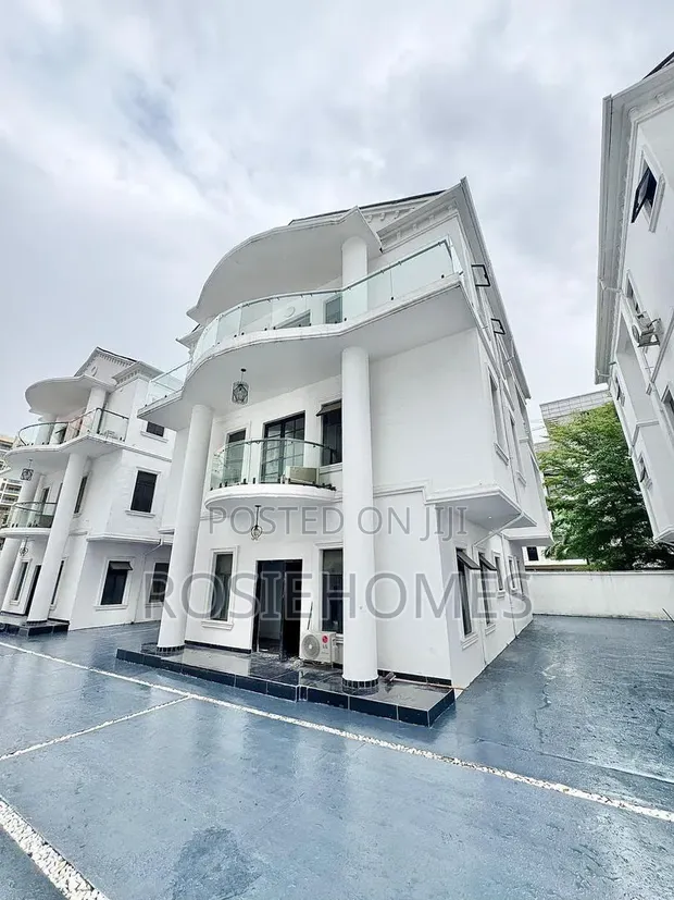 4-Bedroom Luxury Duplex for Sale, Banana Island, Ikoyi - 1