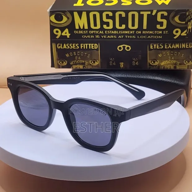 Stylish Eyeglasses - Quality Frames - 1