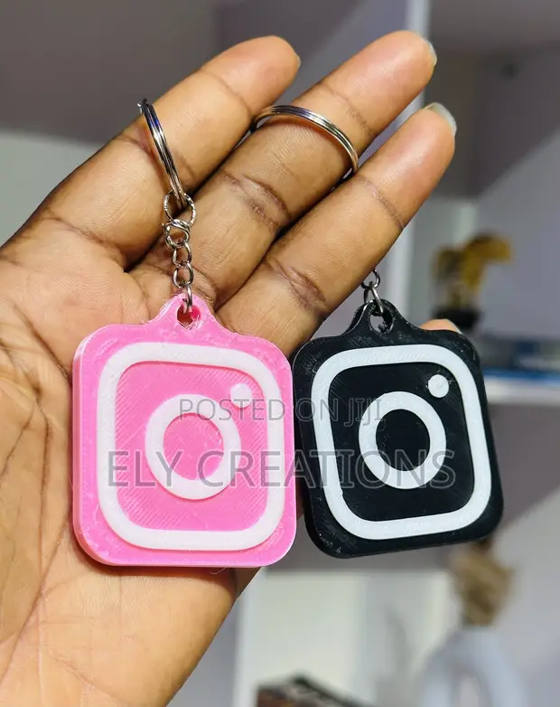 NFC Instagram Keychain - Brand New - 1