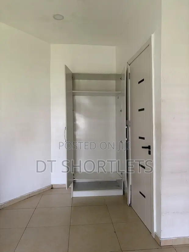 Semi Master's Room Shortlet in Lekki - 1
