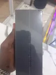 New Samsung Galaxy S20 5G UW 128GB Gray - 2