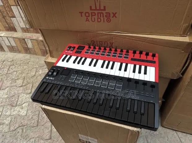M-Audio M-Audio SMK37 Midi Keyboard - 1