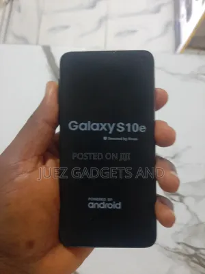 Samsung Galaxy S10e 128GB Baki