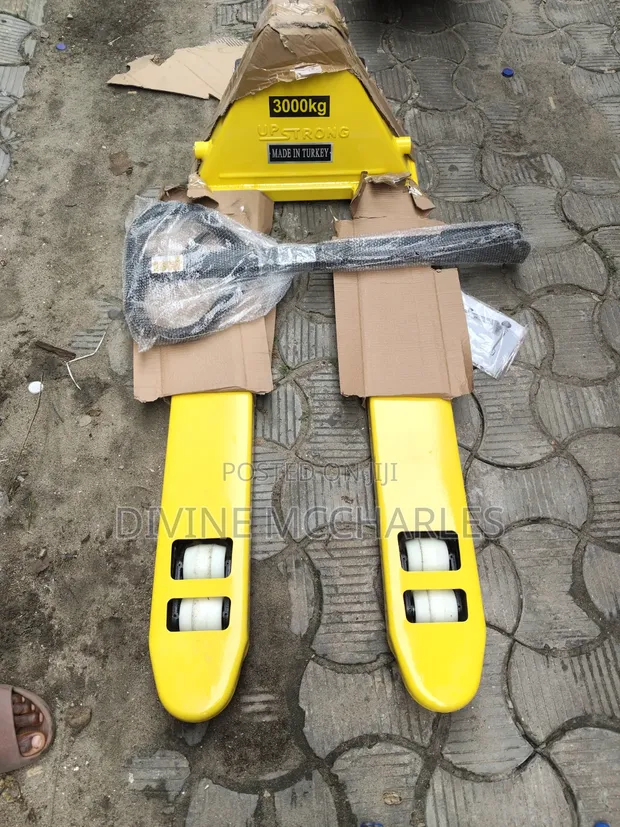 3 Ton Pallet Truck - 1