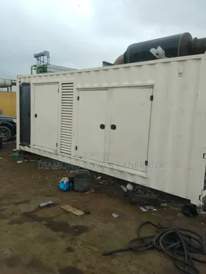 1100kVA Caterpillar Generator - Sayi ko Hayar