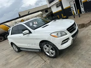 2014 Mercedes-Benz ML350 4MATIC SUV