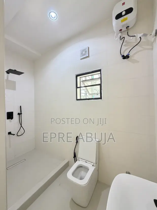2 Bedroom Luxury Apartment for Sale in Guzape District, Abuja - 1
