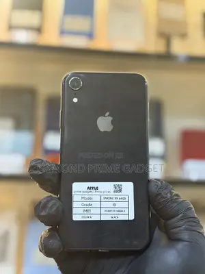Apple iPhone XR 64GB Black