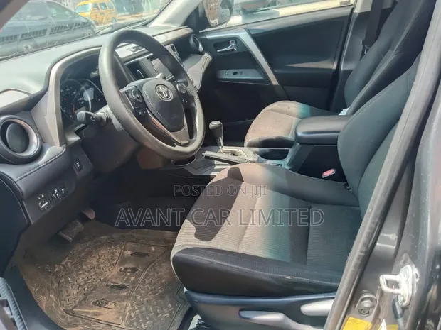2014 Toyota RAV4 XLE SUV - Foreign Used - 1