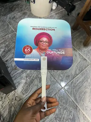 Sabis na Bugawa Fan na Hannu