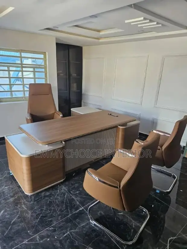 Luxury Modern L-Shaped Office Desk tare da Zest ɗin Executive Chair - 1
