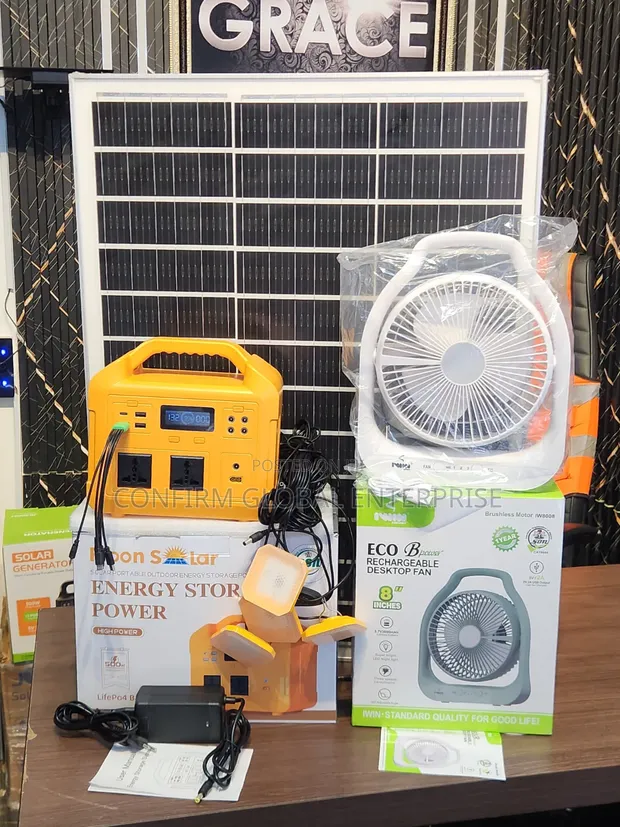 500W Solar Power Supply tare da 100W Panel, 4 Bulbs & Fan - 1