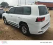 Toyota Land Cruiser 2010 White (Bulletproof) - 2