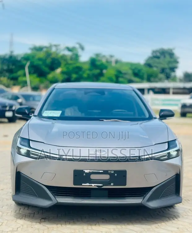New Toyota bZ3 Electric Sedan 2025 Gray - 1
