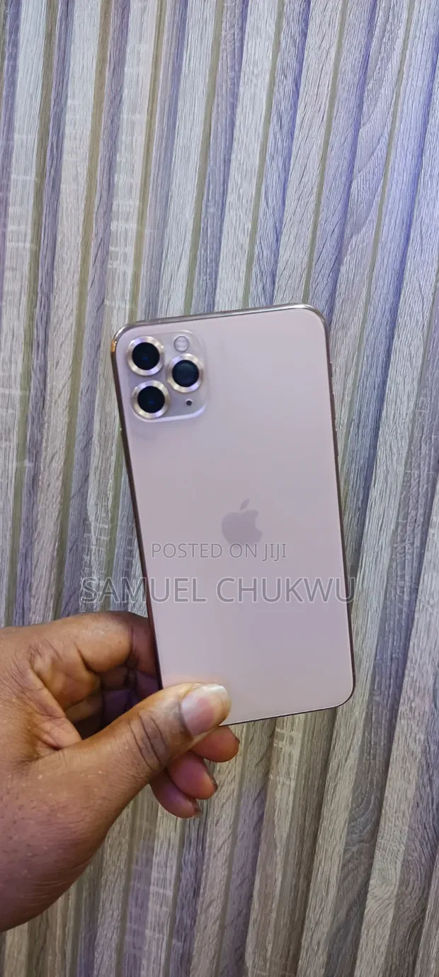 Apple iPhone 11 Pro Max 256GB Zinariya - 1
