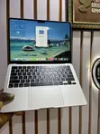 Apple MacBook Air 2022 M2 8GB RAM 256GB SSD - 1