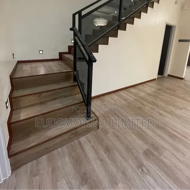 Luxury SPC Floor Installation Service - 1