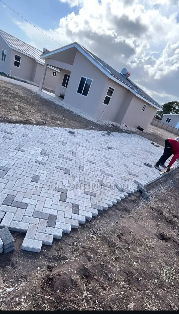Quality Interlock Stone Installation for Driveways & Compounds - 1