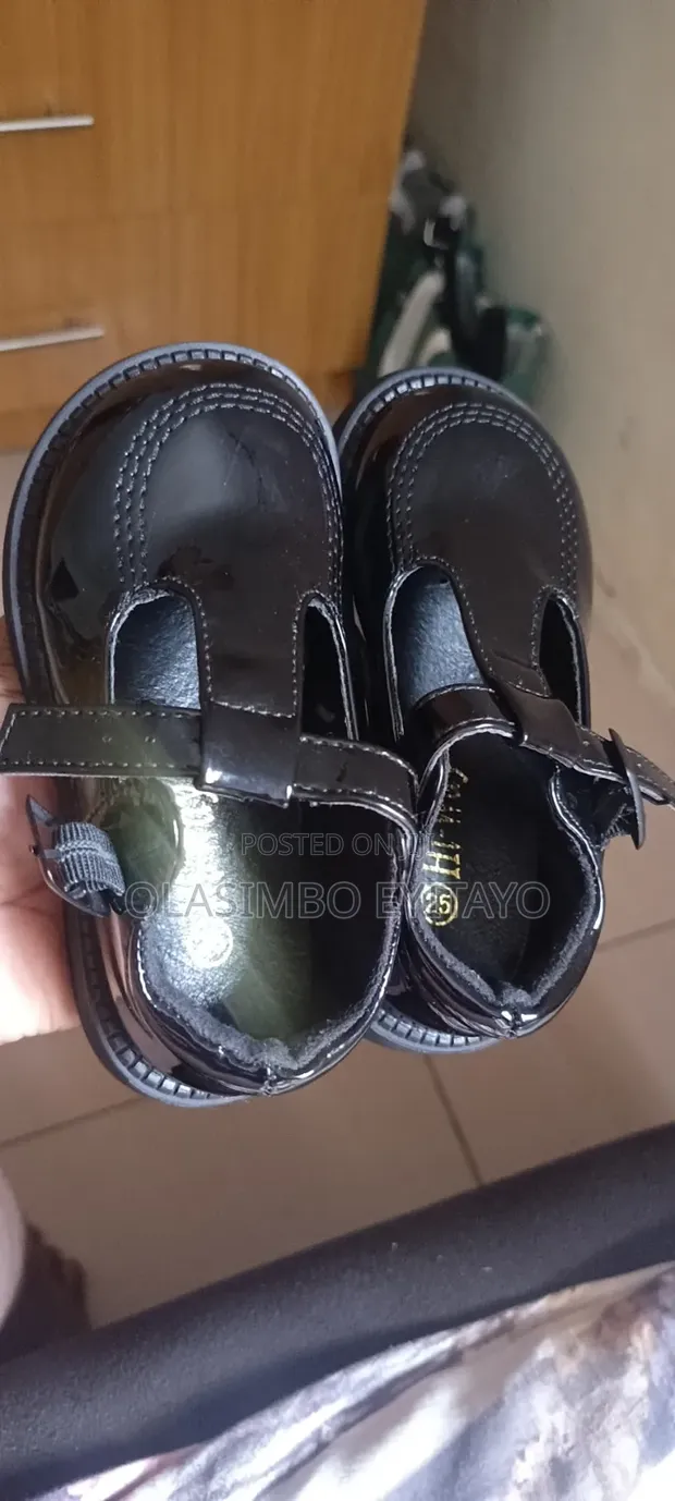 Sabon Wando Na Makarantar Yara Mata Na Hi-Way - Baƙi Girman 25 - 1