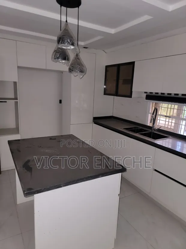 5 Bedroom Duplex na Siyarwa a Ipent 7, Gwarinpa - 1