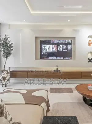 2-Bedroom Shortlet tare da Pool, Gym & City View | Lekki Phase 1