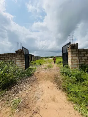 Filin Zama na Sayarwa - 464sqm, Owerri
