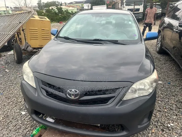 2012 Toyota Corolla LE Sedan - Foreign Used - 1