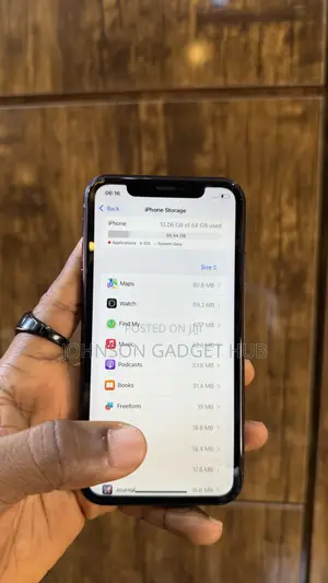 Apple iPhone XR 64GB Baki