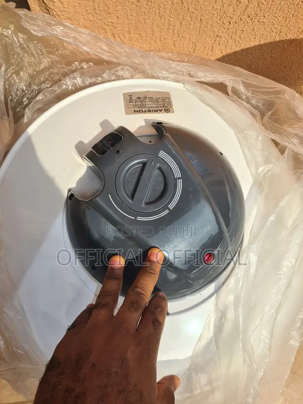 Ariston Water Heater Na Asali (50L) - 1