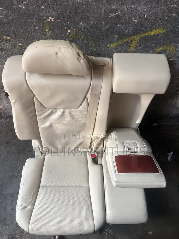 Cikakkun Direct Tokunbo Lexus RX 350 Fuska - 1