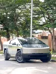 Tesla Cybertruck Cyberbeast 2025 Silver - 2