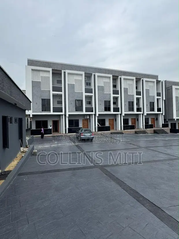 4-Bedroom Duplex for Sale in Magodo GRA Phase 2, Shangisha - 1