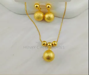 Stainless Steel Textured Gold Ball Necklace