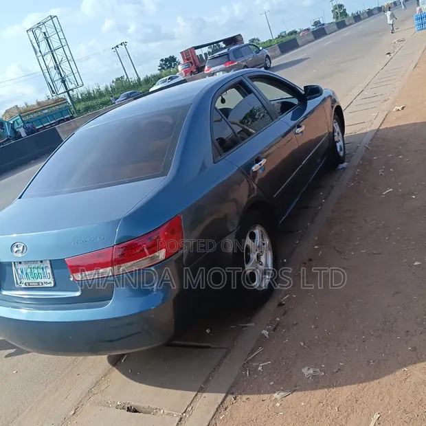 Hyundai Sonata 2007 Blue - 1
