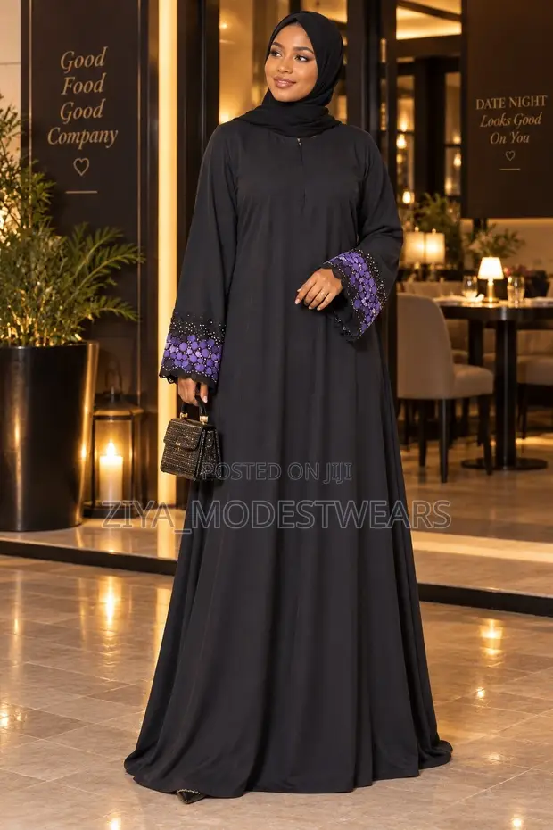 Bakin Abaya Mai Ado a Hannu | Kayan Musulunci - 1