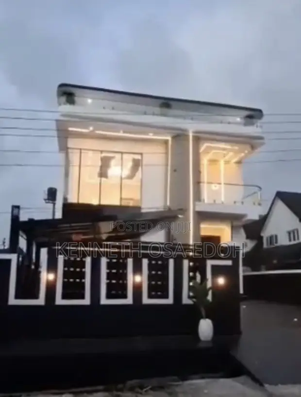 5-Bedroom Duplex for Sale in Diamond Estate, Sangotedo - 1