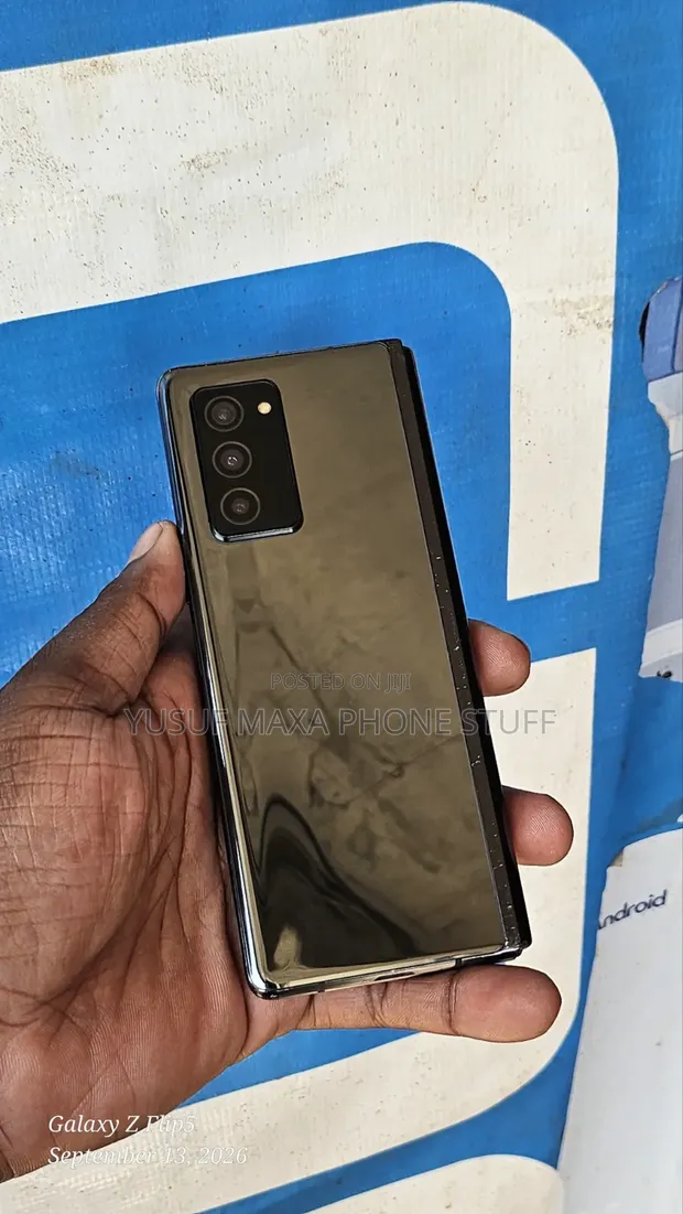 Samsung Galaxy Z Fold 2 5G 256GB Gold - 1