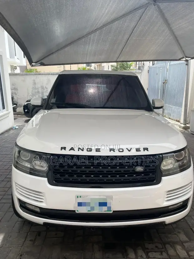 2020 Range Rover Vogue - 1